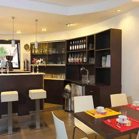 Le Forum 3* Monte-Carlo