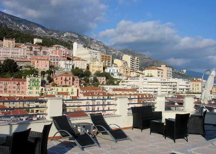 Le Forum Hotel 3*